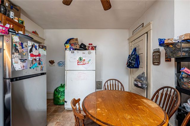 310 Harrison Ave, Jeannette, PA 15644