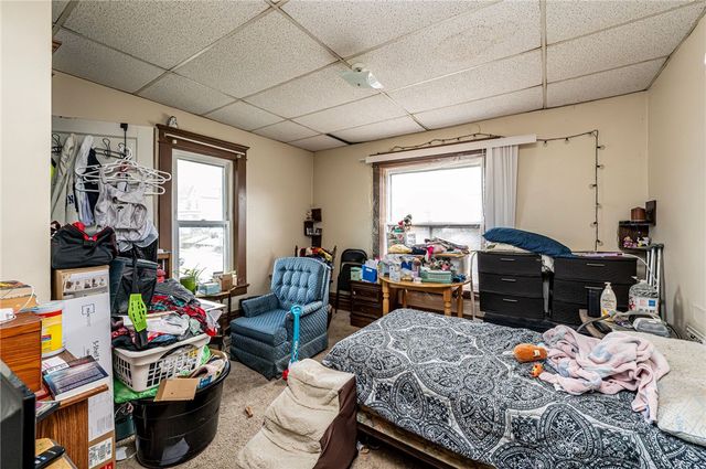 310 Harrison Ave, Jeannette, PA 15644