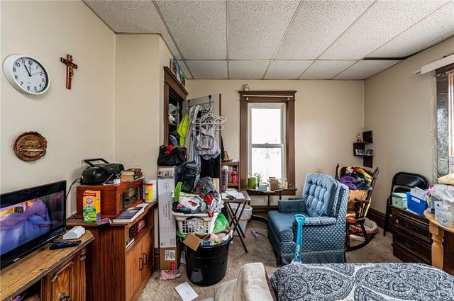 310 Harrison Ave, Jeannette, PA 15644