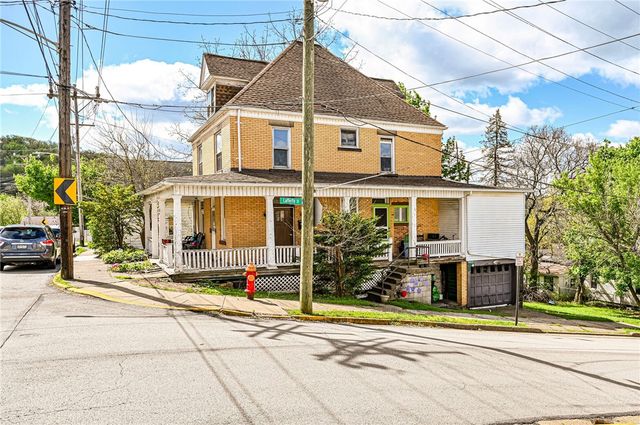 310 Harrison Ave, Jeannette, PA 15644