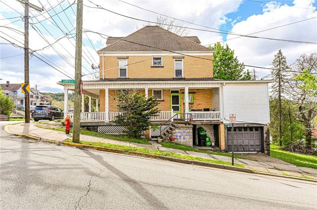 310 Harrison Ave, Jeannette, PA 15644