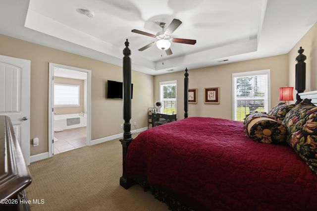 215 Preswick Drive, Rocky Point, NC 28457
