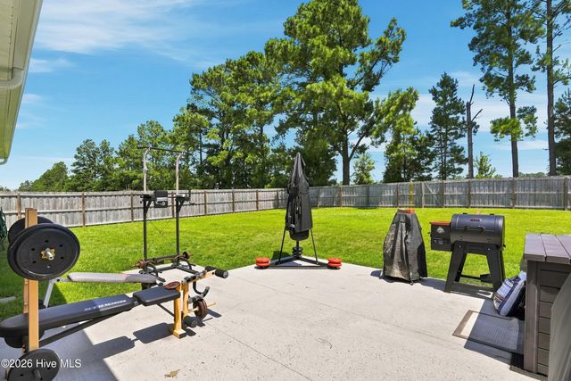215 Preswick Drive, Rocky Point, NC 28457