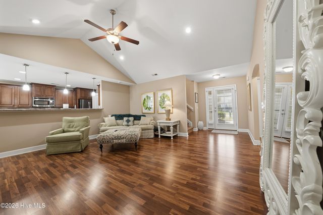 215 Preswick Drive, Rocky Point, NC 28457