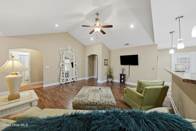 215 Preswick Drive, Rocky Point, NC 28457
