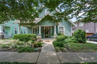 2206 College Avenue, Fort Worth, TX 76110
