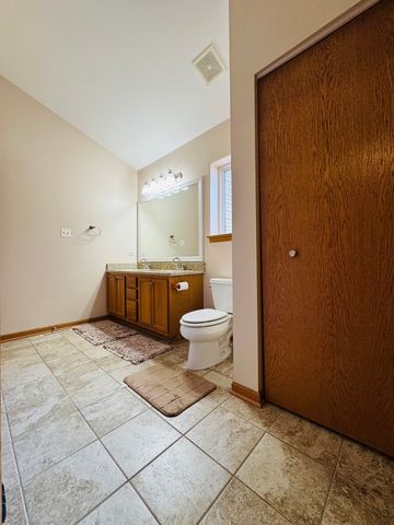 5708 Brosam Drive, Plainfield, IL 60586
