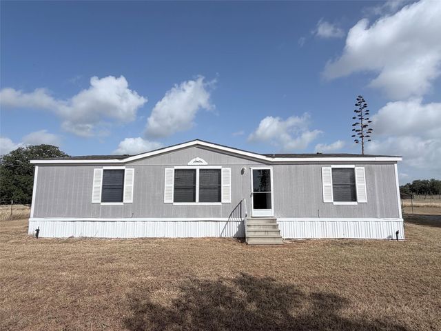 499 Mount Pleasant RD A, Cedar Creek, TX 78612