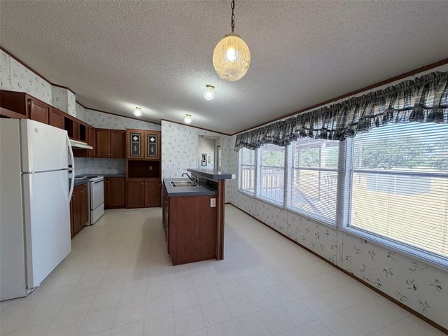 499 Mount Pleasant RD A, Cedar Creek, TX 78612