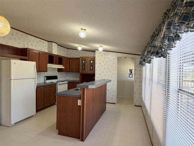 499 Mount Pleasant RD A, Cedar Creek, TX 78612