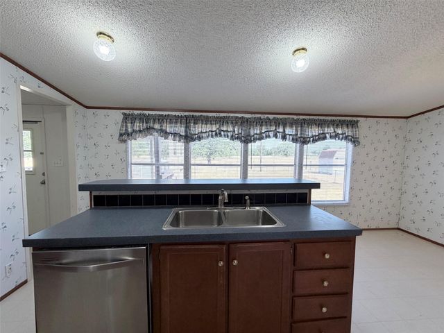 499 Mount Pleasant RD A, Cedar Creek, TX 78612