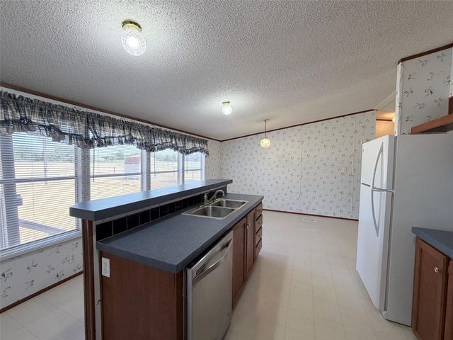 499 Mount Pleasant RD A, Cedar Creek, TX 78612