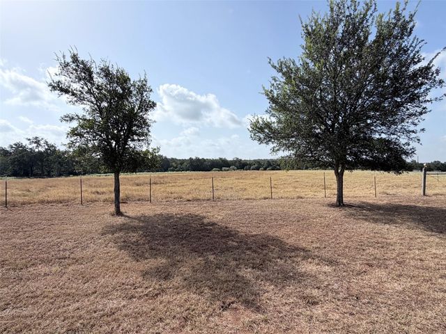 499 Mount Pleasant RD A, Cedar Creek, TX 78612