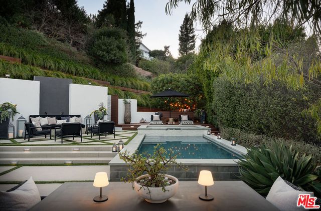 12047 Summit Circle, Beverly Hills, CA 90210