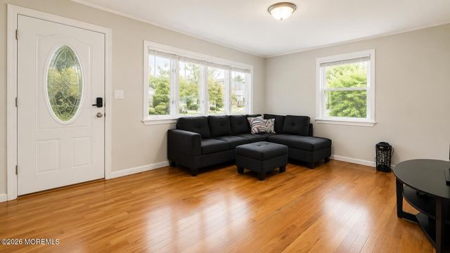 409 Wells Avenue, Oakhurst, NJ 07755