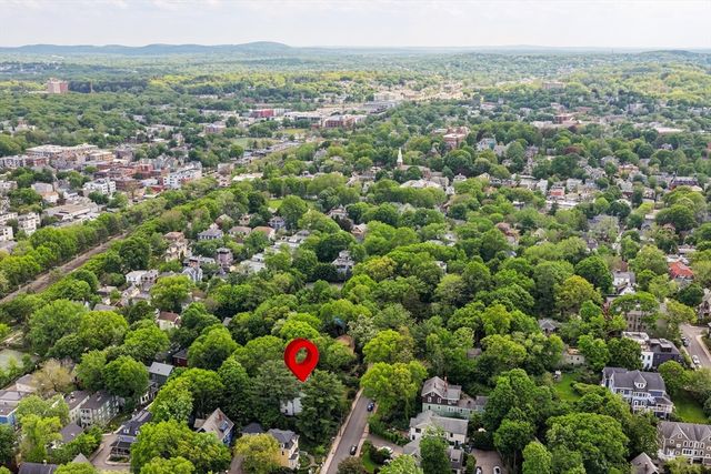 212 Chestnut Ave, Boston, MA 02130