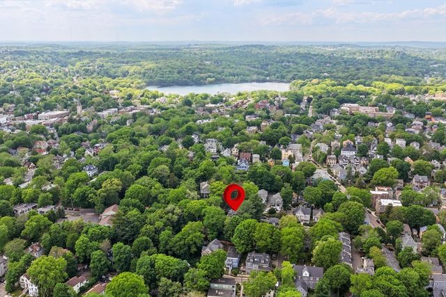 212 Chestnut Ave, Boston, MA 02130