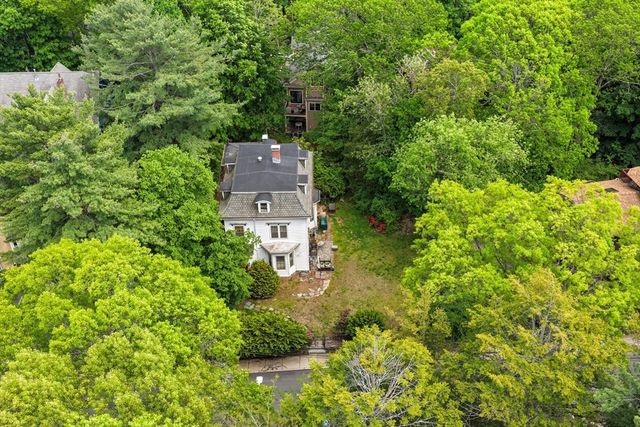 212 Chestnut Ave, Boston, MA 02130