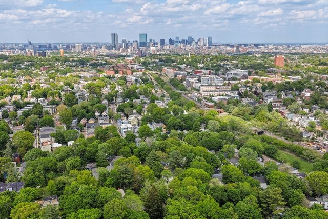 212 Chestnut Ave, Boston, MA 02130