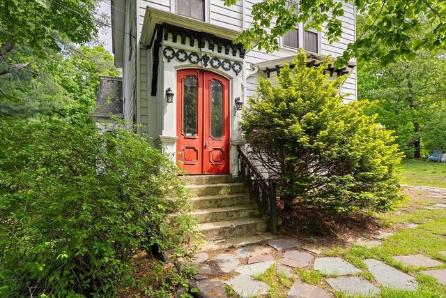 212 Chestnut Ave, Boston, MA 02130