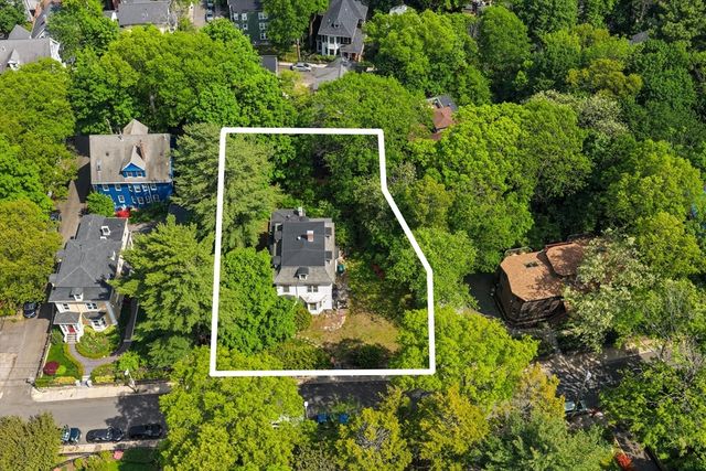 212 Chestnut Ave, Boston, MA 02130