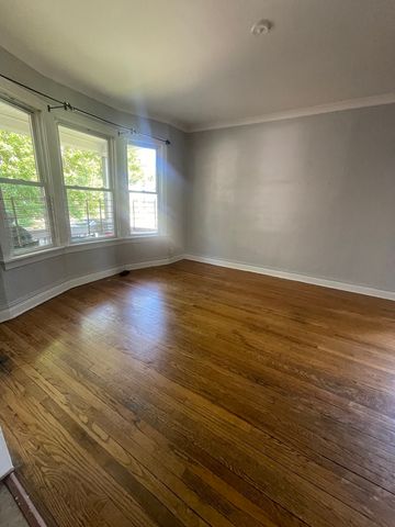 10734 S Prairie Avenue 1, Chicago, IL 60628