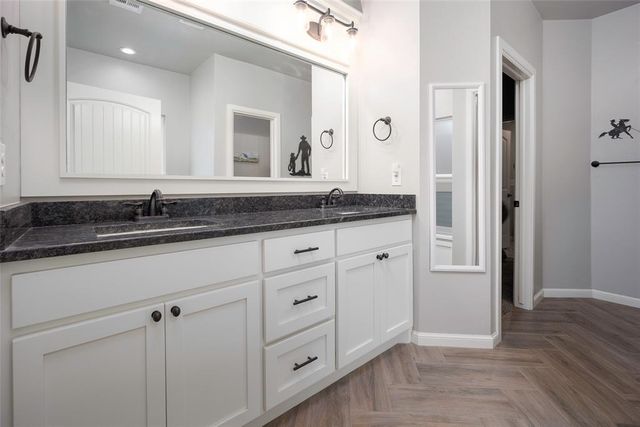 12021 SW 49th Street, Mustang, OK 73064