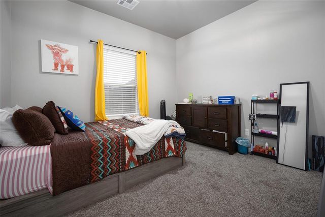 12021 SW 49th Street, Mustang, OK 73064