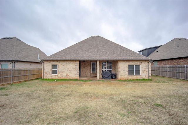 12021 SW 49th Street, Mustang, OK 73064