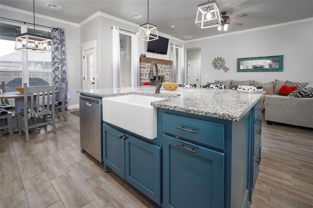 12021 SW 49th Street, Mustang, OK 73064