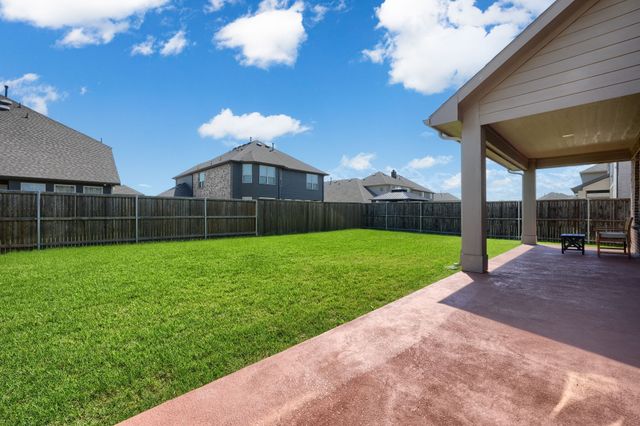 1312 Arrowwood Drive, Aubrey, TX 76227