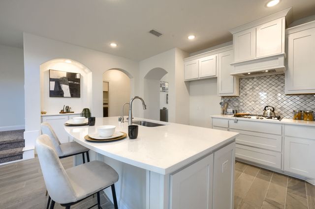 1312 Arrowwood Drive, Aubrey, TX 76227