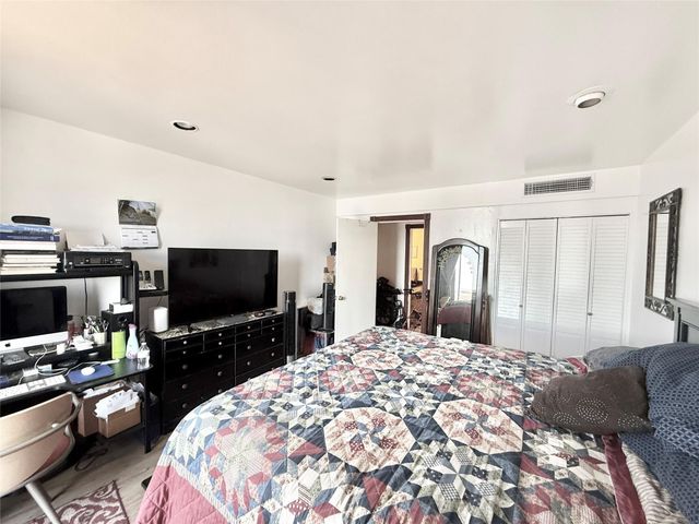 2016 Main Street 1704, Houston, TX 77002