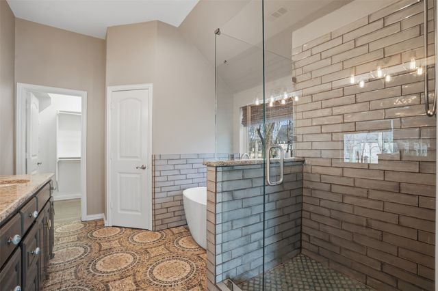 212 Green Meadow Court, Gunter, TX 75058