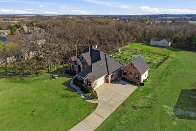 212 Green Meadow Court, Gunter, TX 75058