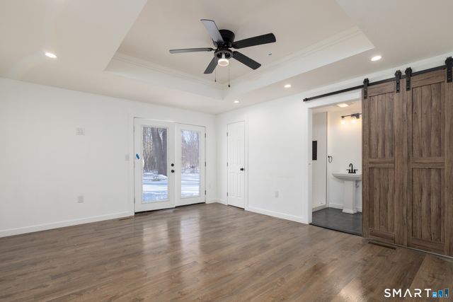 6 Waterbury Road, North Haven, CT 06473