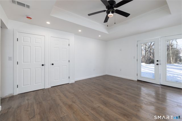 6 Waterbury Road, North Haven, CT 06473