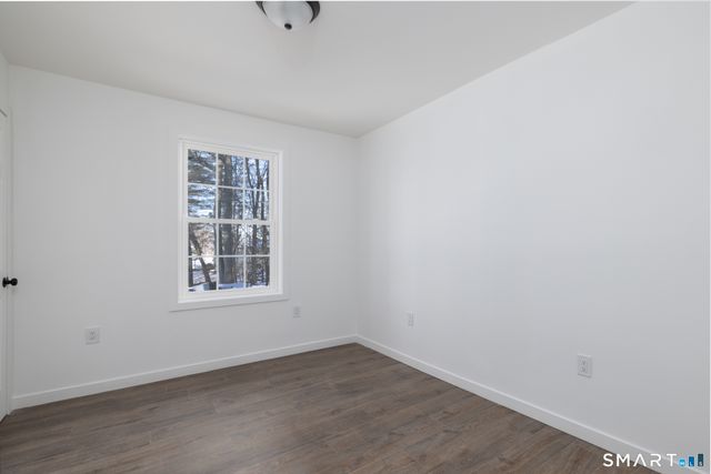 6 Waterbury Road, North Haven, CT 06473