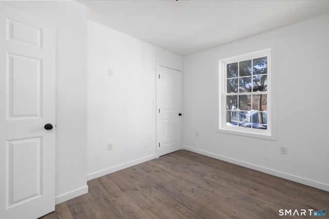 6 Waterbury Road, North Haven, CT 06473