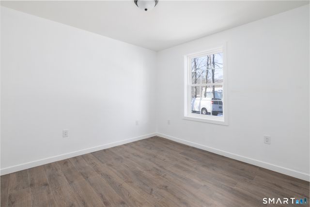 6 Waterbury Road, North Haven, CT 06473