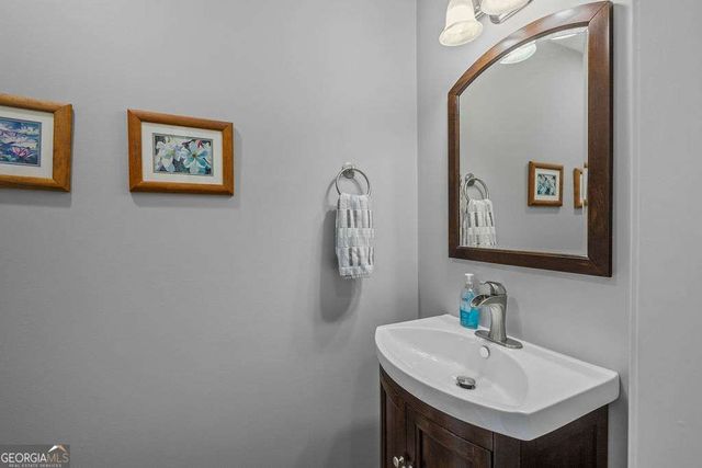 5147 Meadowlake Drive, Dunwoody, GA 30338