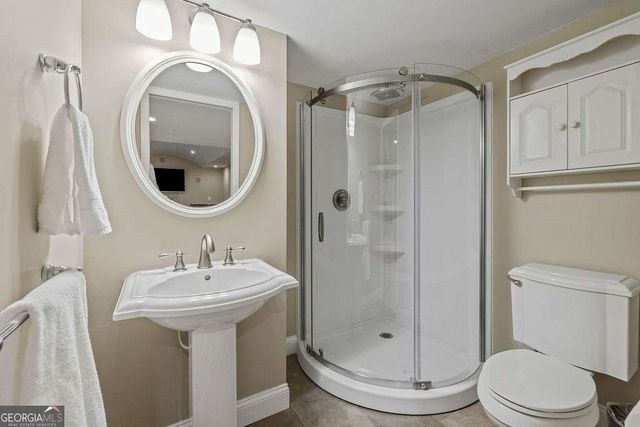 5147 Meadowlake Drive, Dunwoody, GA 30338