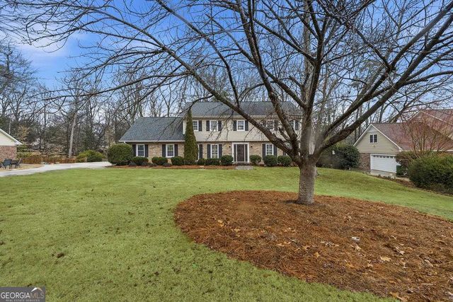 5147 Meadowlake Drive, Dunwoody, GA 30338