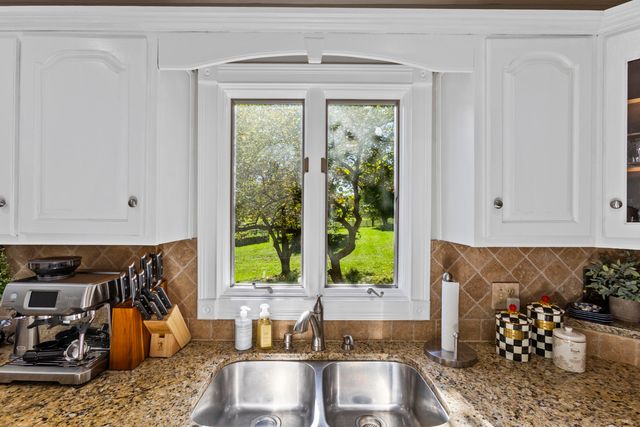 1300 Copperfield Court, Lexington, KY 40514