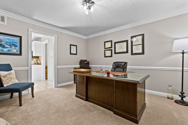 1300 Copperfield Court, Lexington, KY 40514