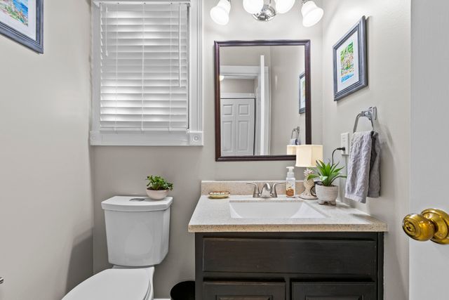 1300 Copperfield Court, Lexington, KY 40514