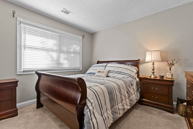 1300 Copperfield Court, Lexington, KY 40514