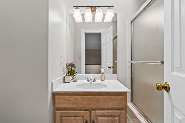 1300 Copperfield Court, Lexington, KY 40514