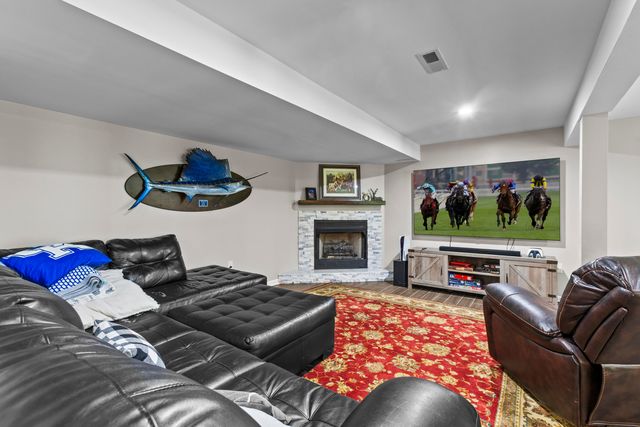 1300 Copperfield Court, Lexington, KY 40514