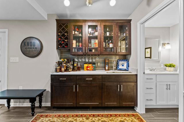 1300 Copperfield Court, Lexington, KY 40514